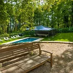 Le Chateau D 4*