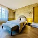 Le Chateau D 4*