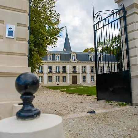 Le Château D 4* Hardricourt