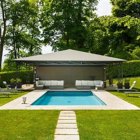 Couette-café Le Château D