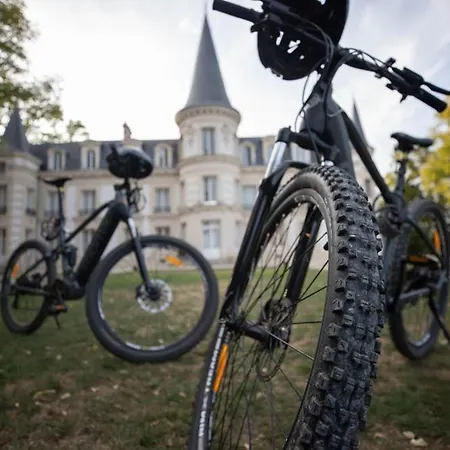 Le Chateau D *
