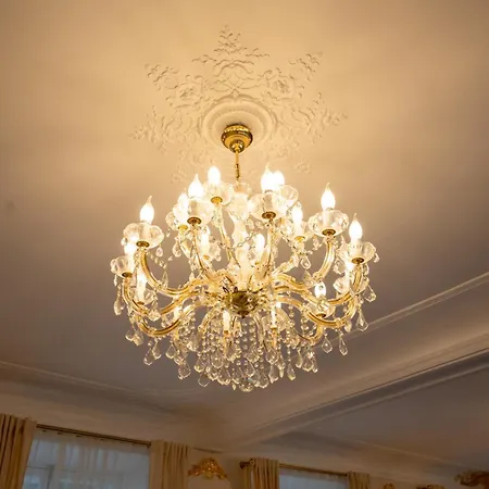 Couette-café Le Château D Hardricourt