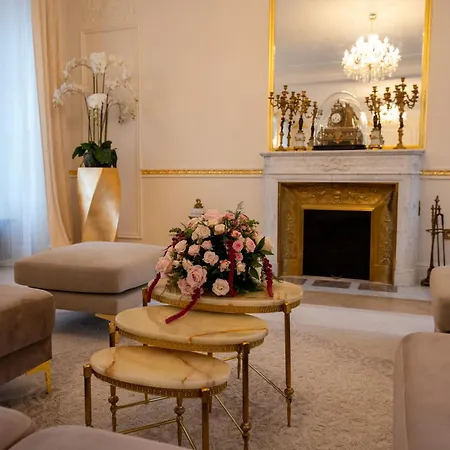 Le Chateau D * Hardricourt