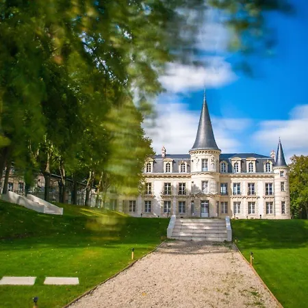 Couette-café Le Château D 4*