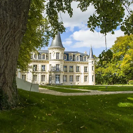 Le Chateau D Hardricourt