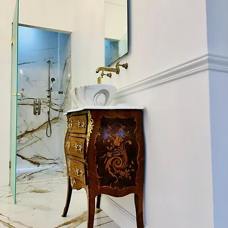 Le Chateau D