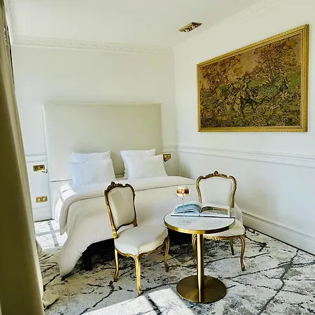 Le Chateau D 4*