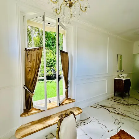 Le Chateau D 4*