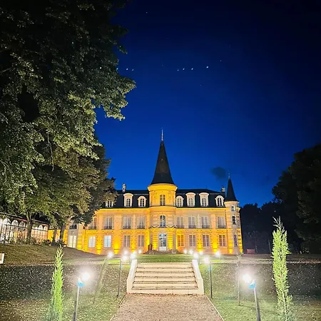 Le Chateau D 4* Hardricourt