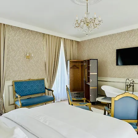 Le Chateau D 4* Hardricourt