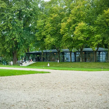Le Chateau D 4* Hardricourt