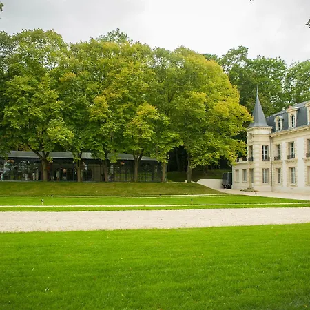 Le Chateau D B&B