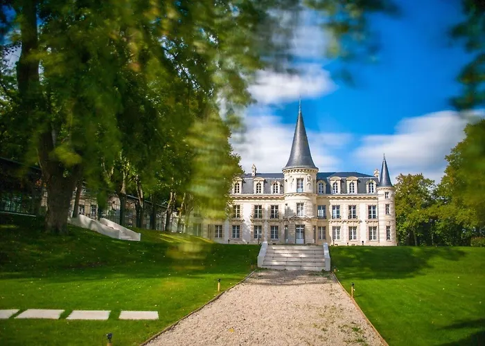 فندق مبيت وإفطار Le Chateau D 4*